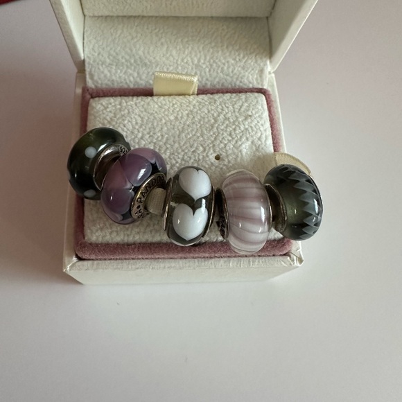 Pandora Women's 5 Murano glass charms - Picture 3 of 4